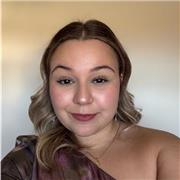 Graduada en Conservación y Restauración de Bienes Culturales